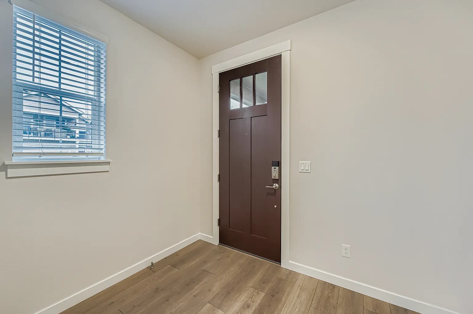 18990 SW Eureka Ln - Thumbnail 4