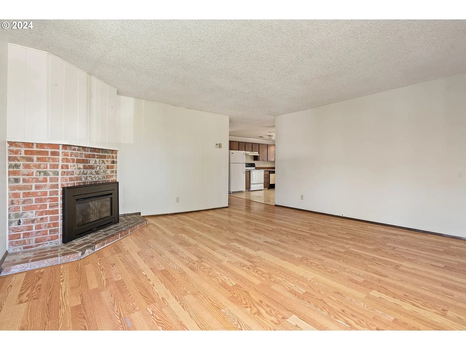 18616 Midhill Cir - Thumbnail 5