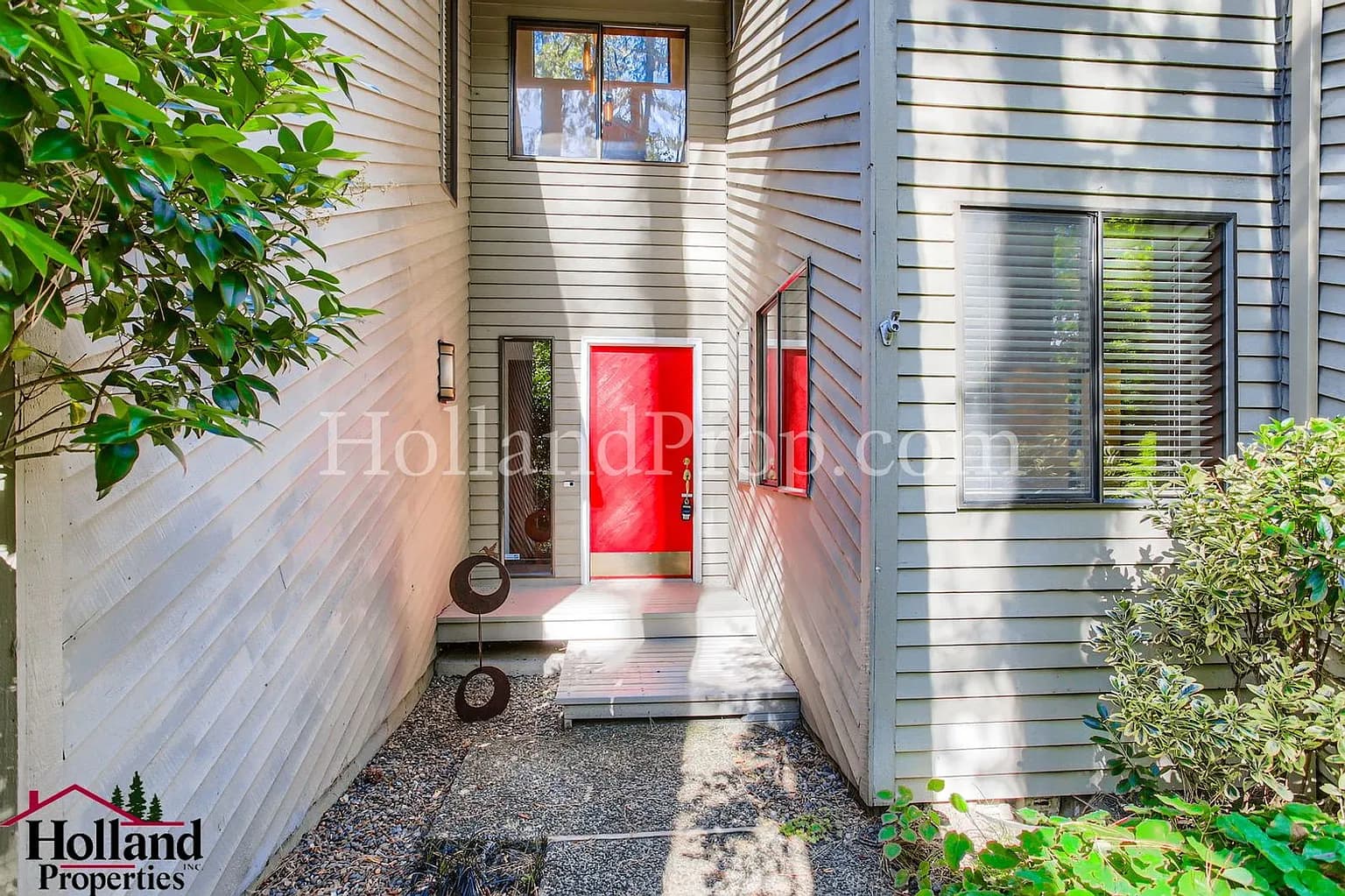 18115 SW Pheasant Ln - Thumbnail 2