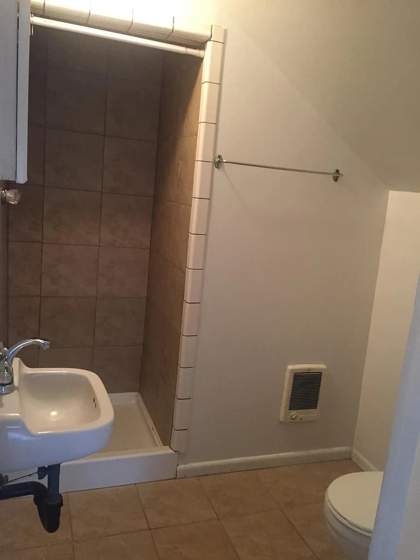 4345 SE Howe St - Thumbnail 5