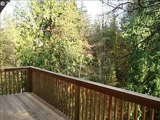 2429 Woodhaven Ct - Thumbnail 3