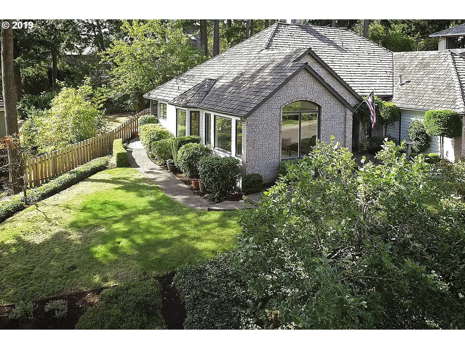 1338 Troon Dr - Thumbnail 3