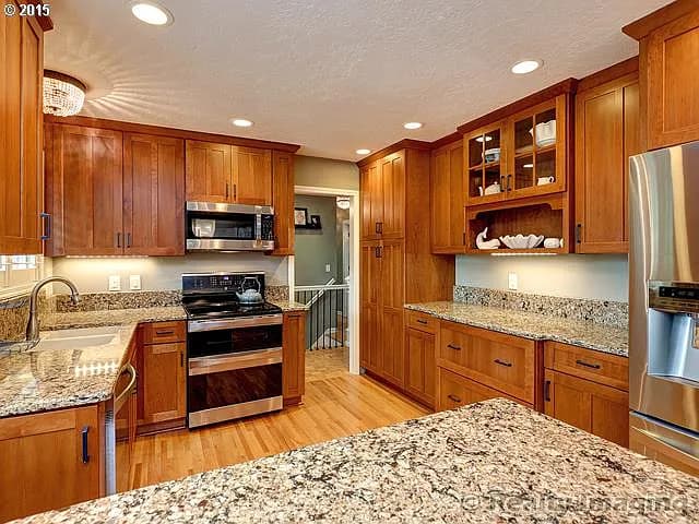 725 Marylhurst Dr - Thumbnail 5