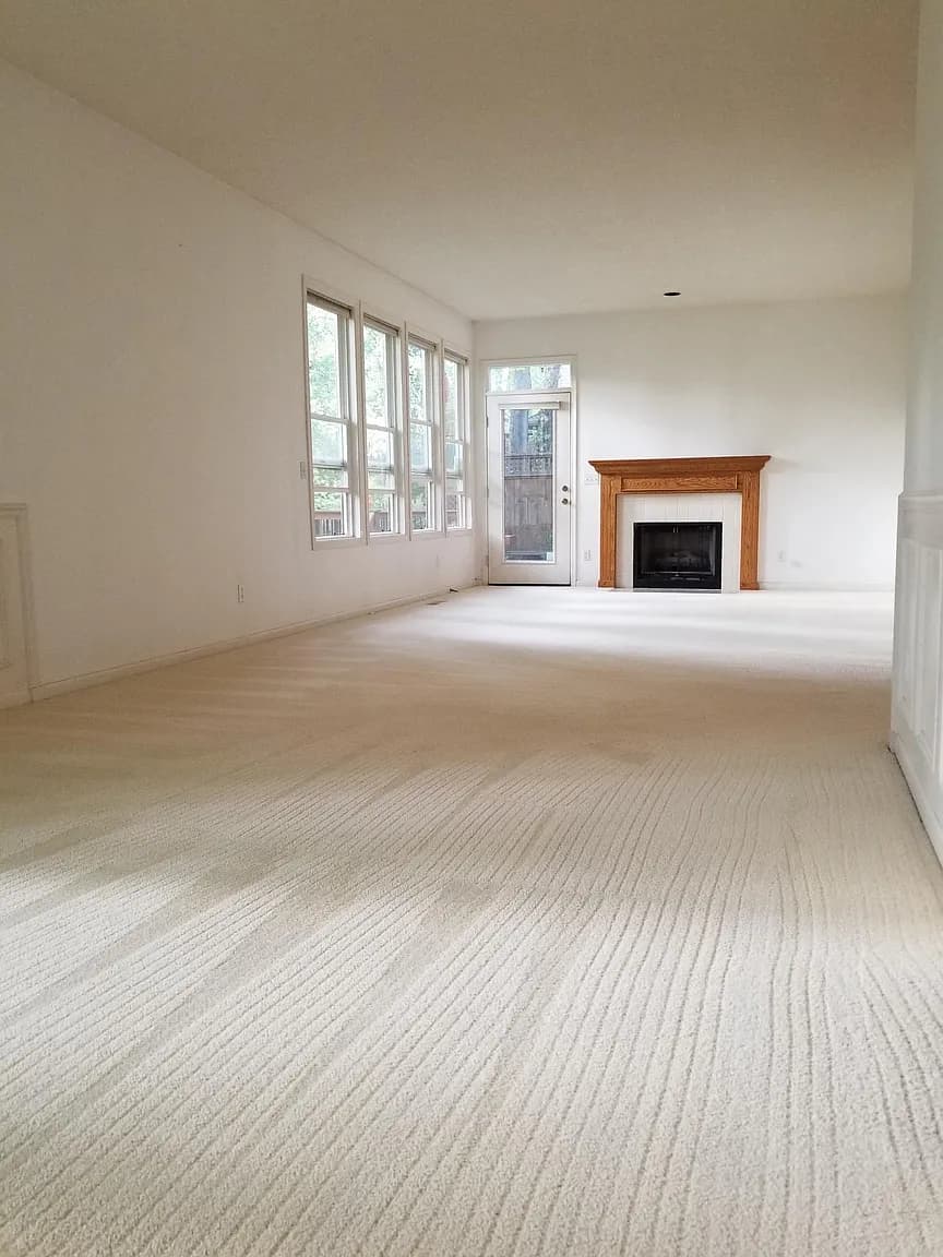 13584 Twin Creek Ln - Thumbnail 2