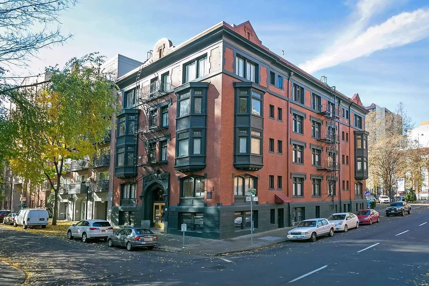 1405 SW Park Ave #EA6437A20 - Thumbnail 2