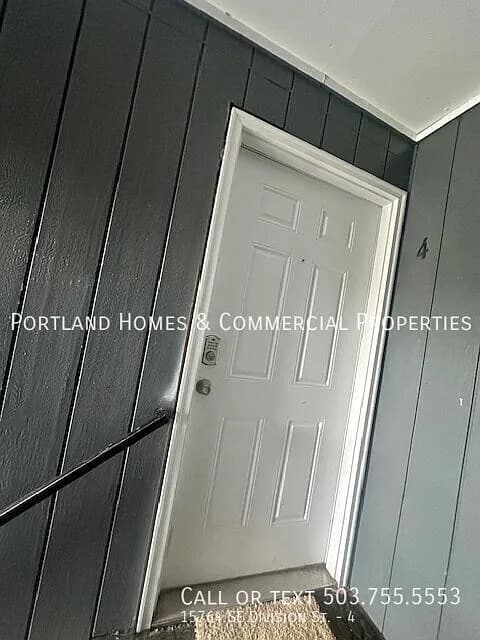 15764 SE Division St #4 - Thumbnail 2