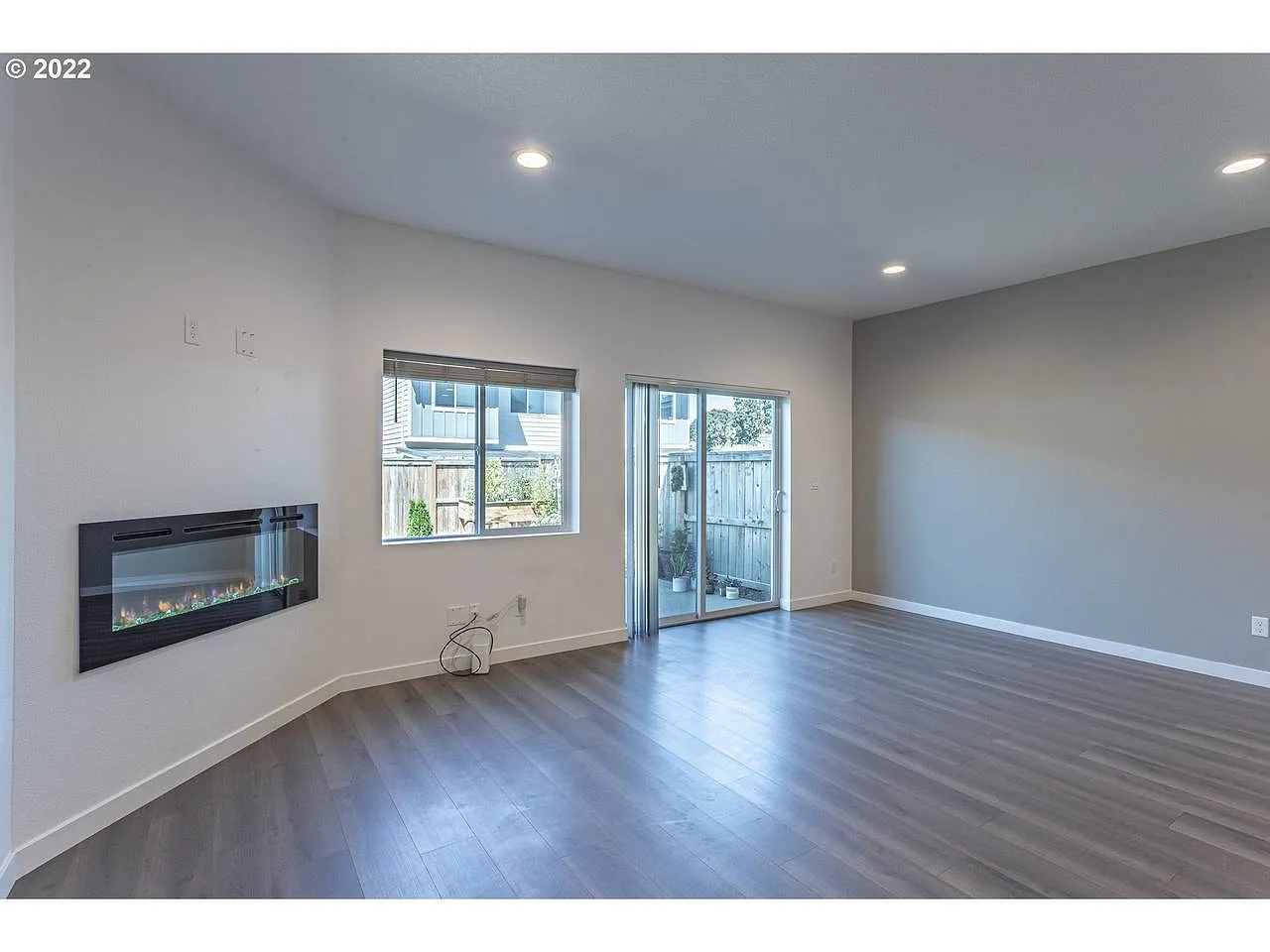 811 S 24th Ave - Thumbnail 5