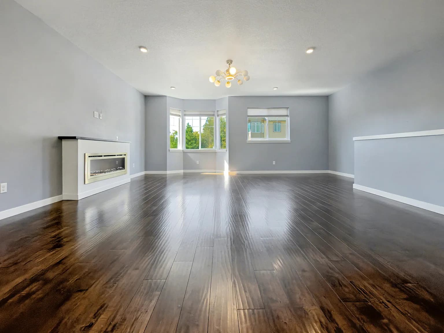 588 SW 197th Pl - Thumbnail 4