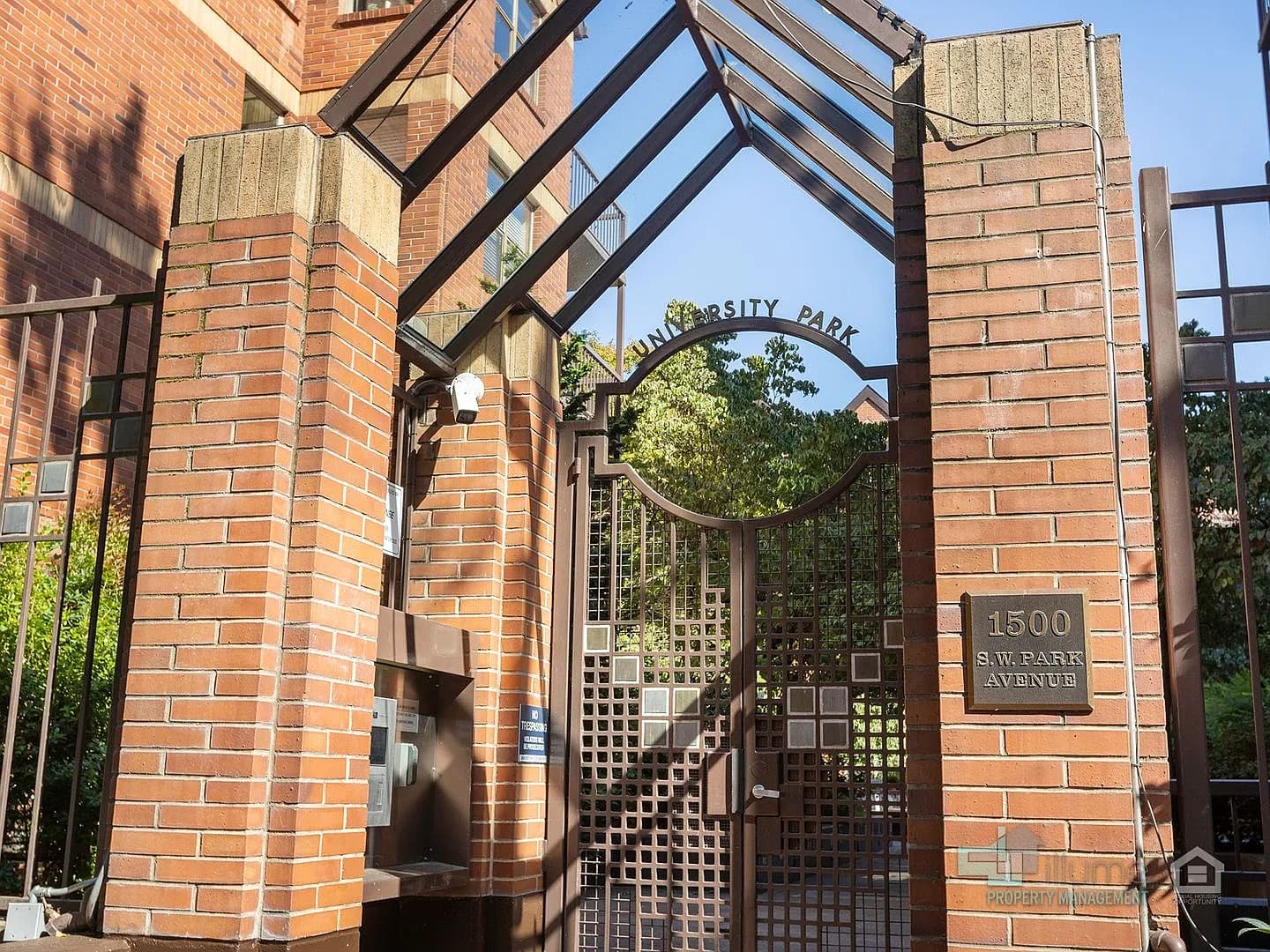 1500 SW Park Ave APT 221