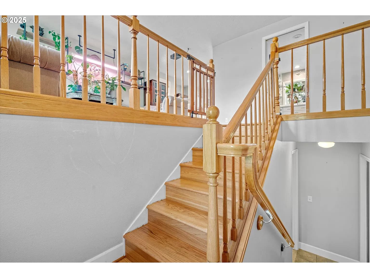 12020 SW Burlheights St - Thumbnail 5