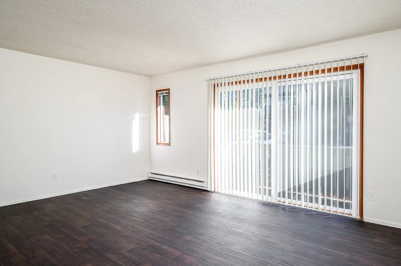 915 NE 122nd Ave #2100510 - Thumbnail 3