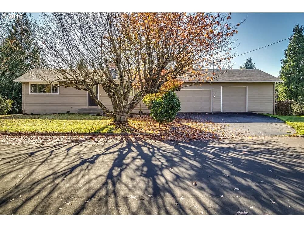 12130 SW Summer St - Thumbnail 6