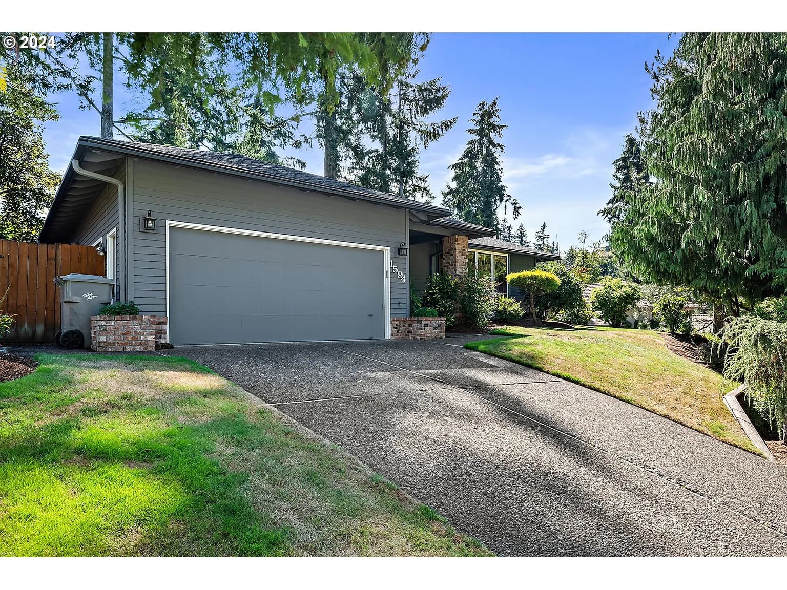 1594 Skye Pkwy - Thumbnail 4