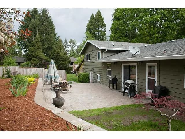 1471 Marylhurst Dr - Thumbnail 3
