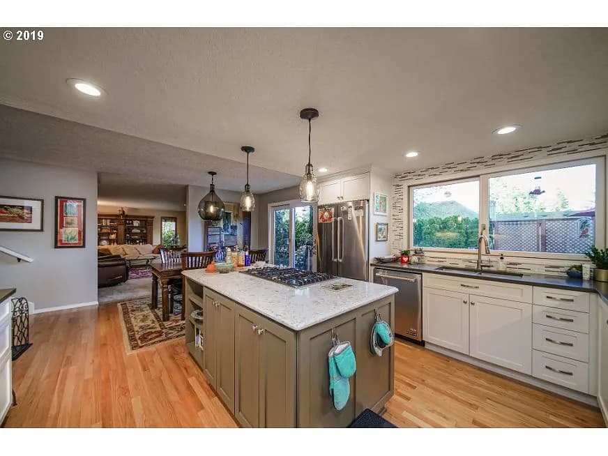 1388 Skye Ct - Thumbnail 4