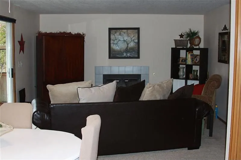 12180 SW North Dakota St - Thumbnail 4