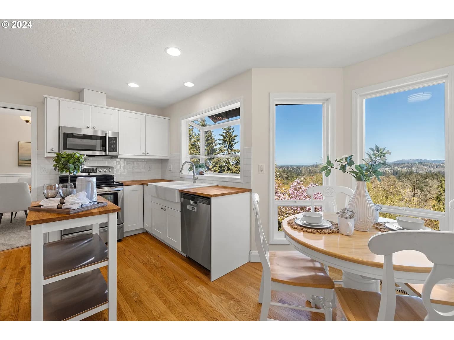 17765 Hillside Dr - Thumbnail 5