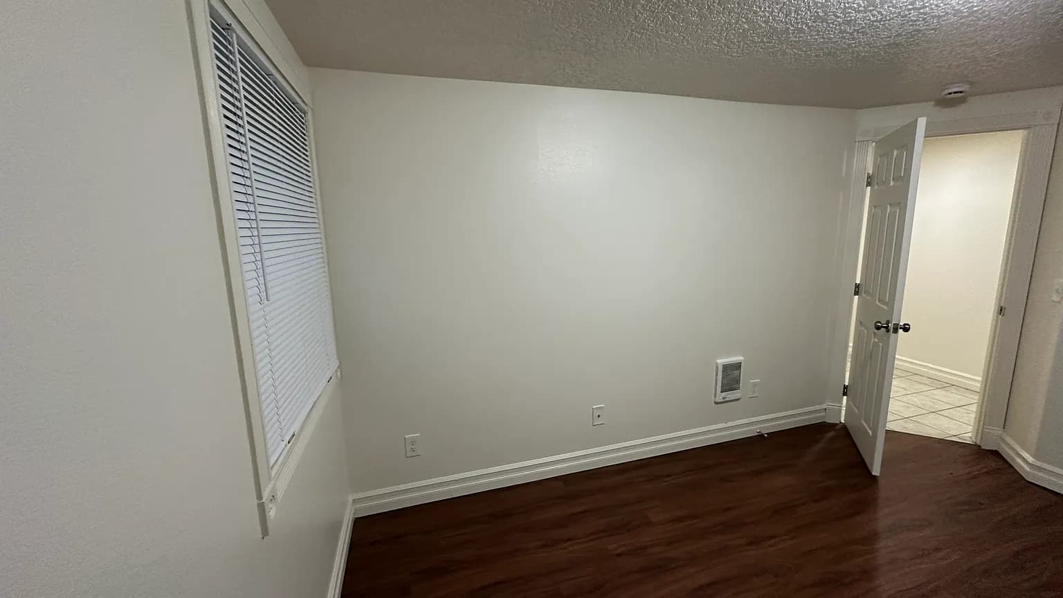 15616 SE Division St UNIT 1