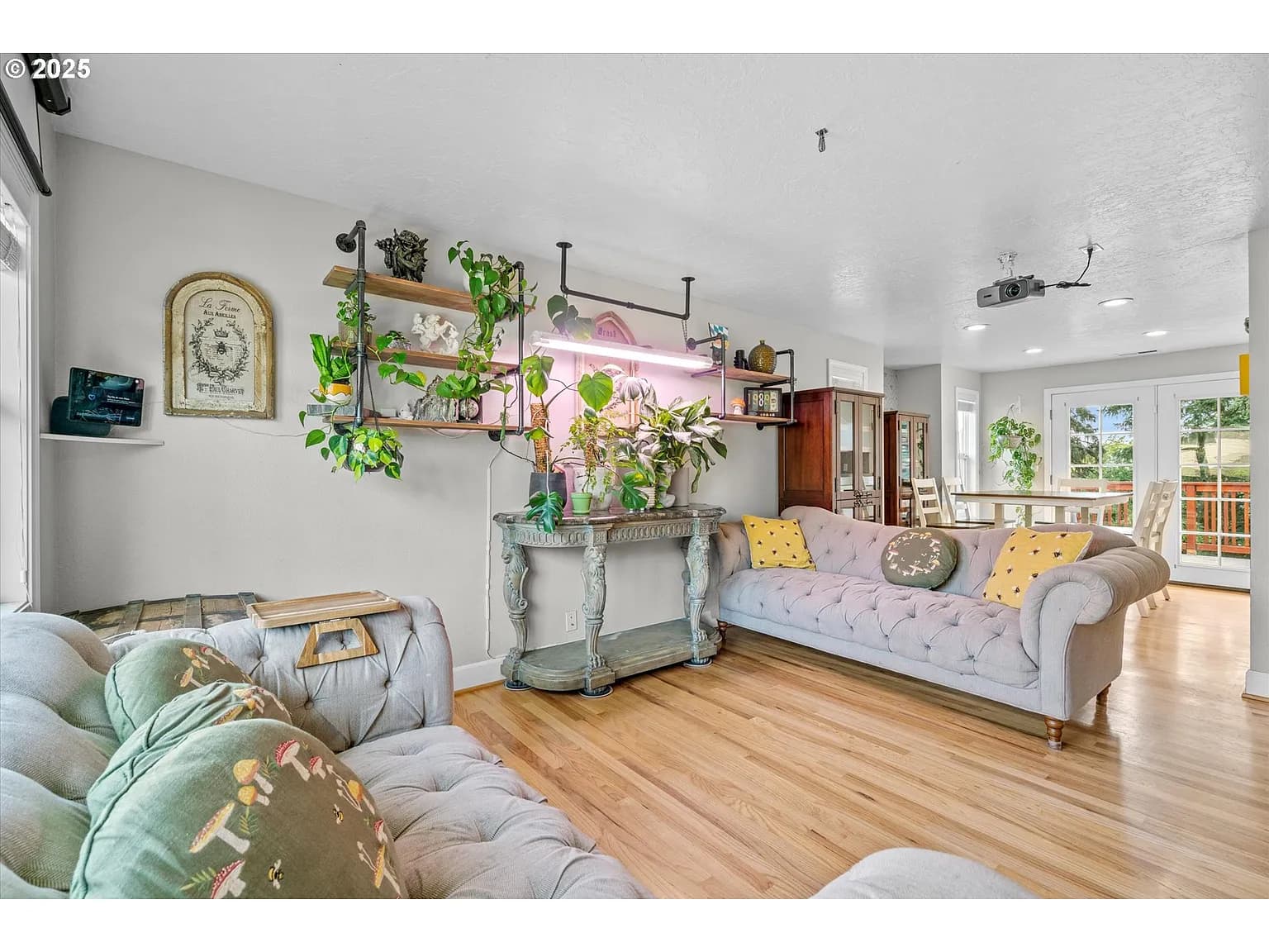 12020 SW Burlheights St - Thumbnail 6