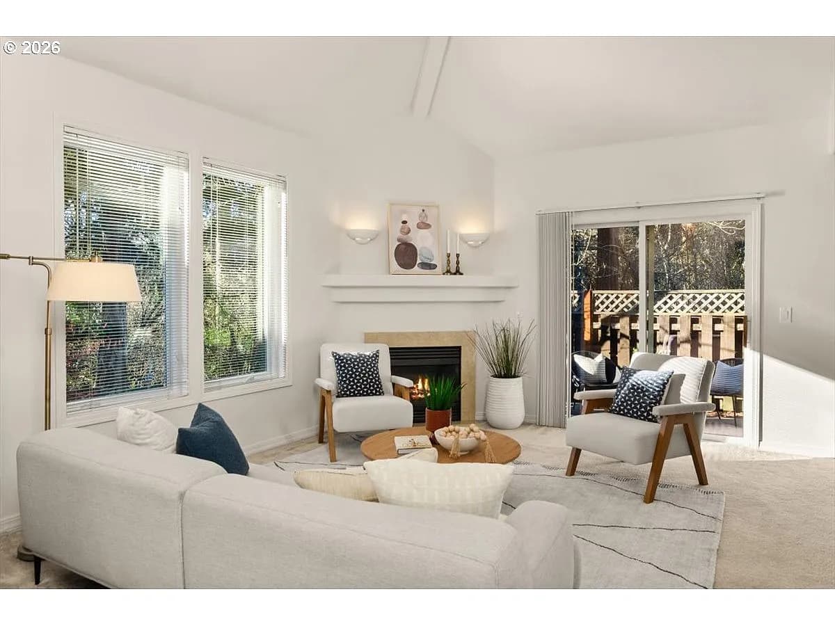 7415 SW Neptune Ter - Thumbnail 4
