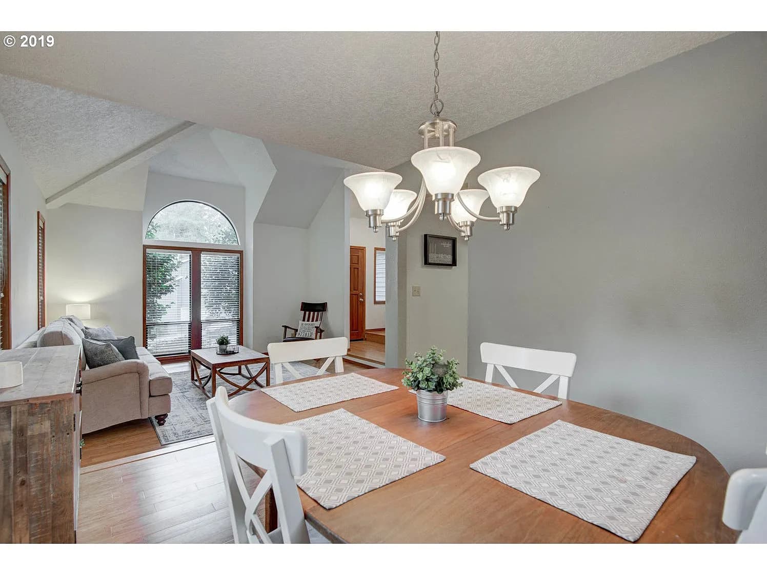 1500 Braemar Ct - Thumbnail 6