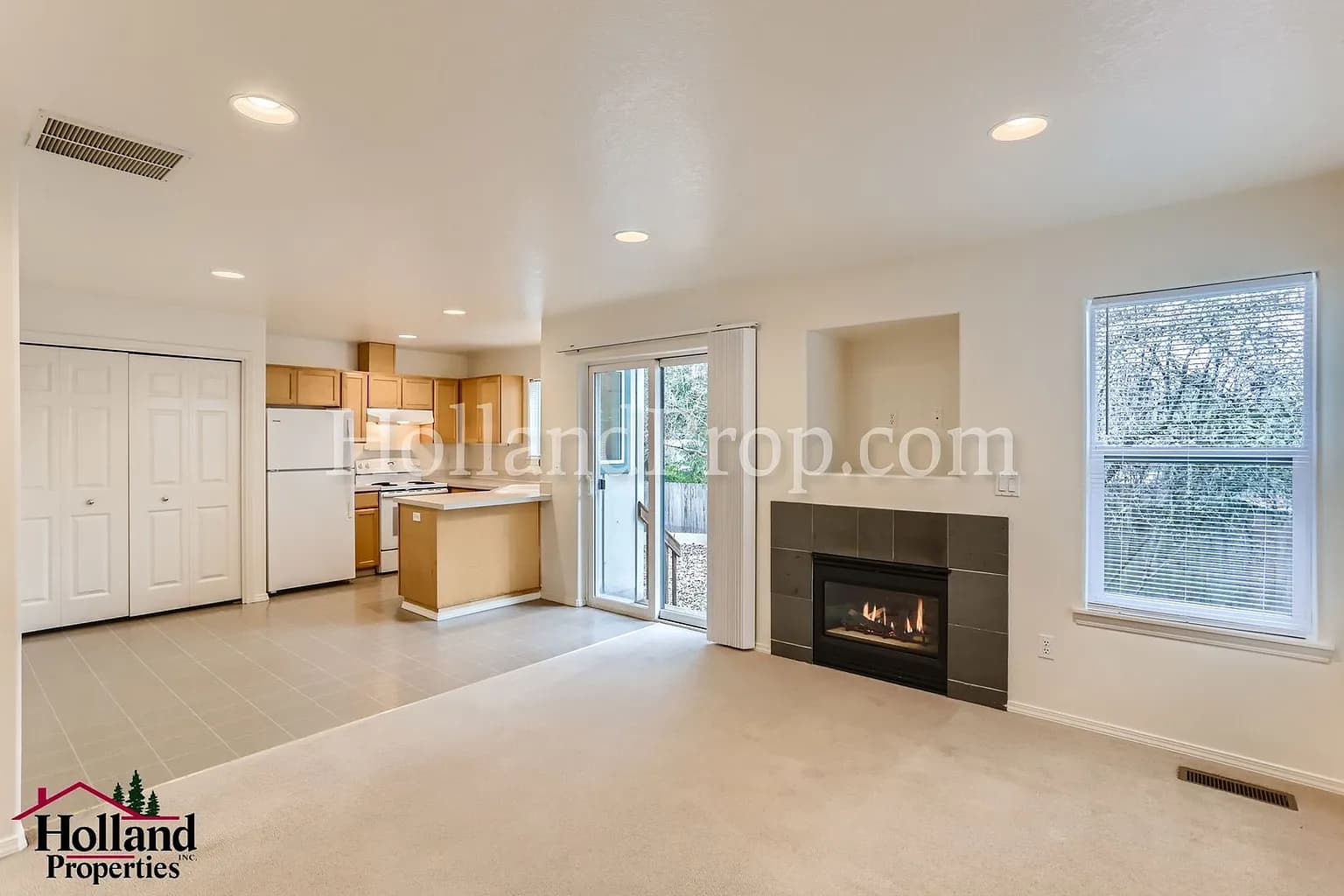 3060 Lazy River Dr - Thumbnail 6