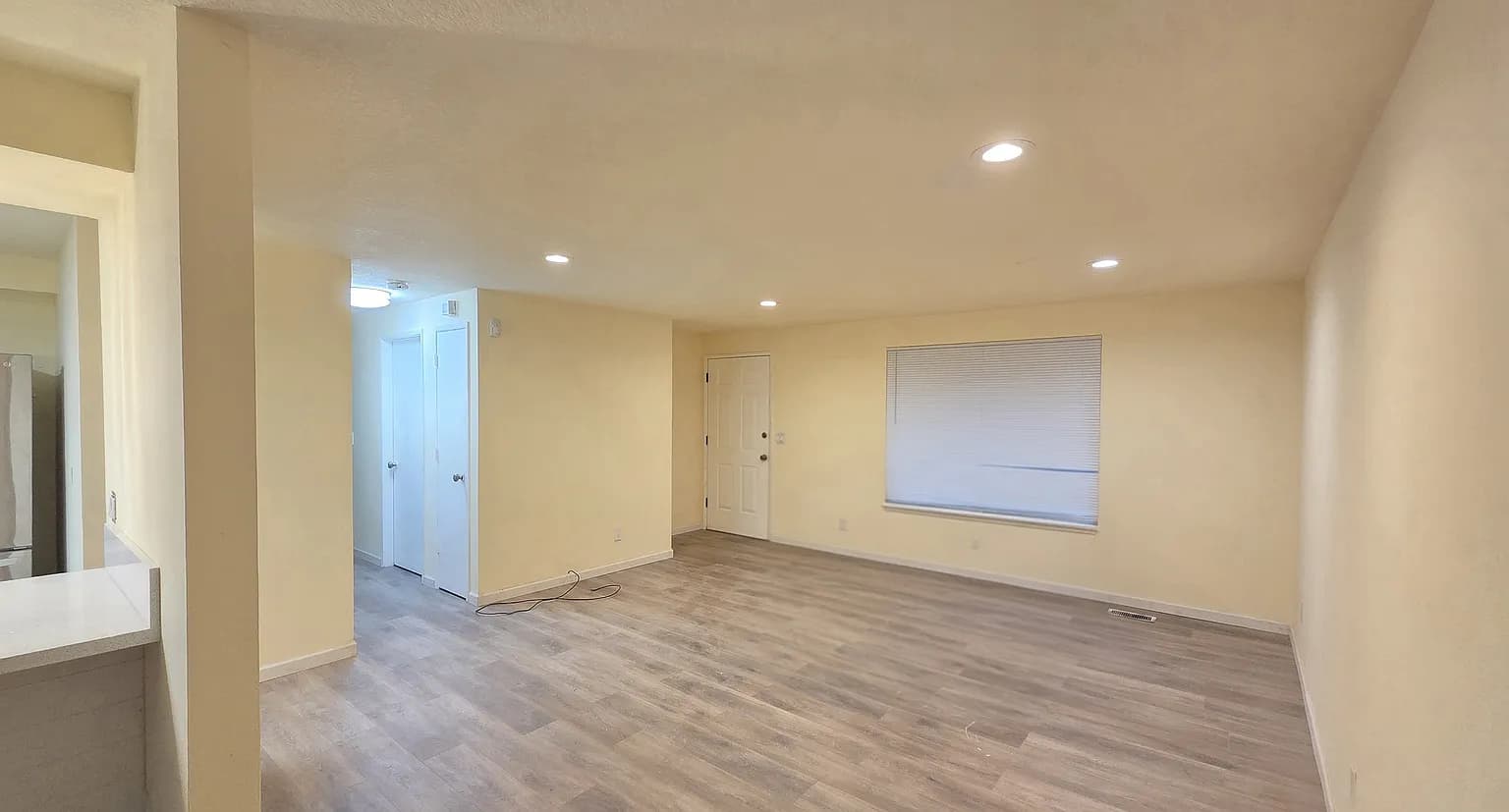 13543 SW 64th Ave - Thumbnail 4