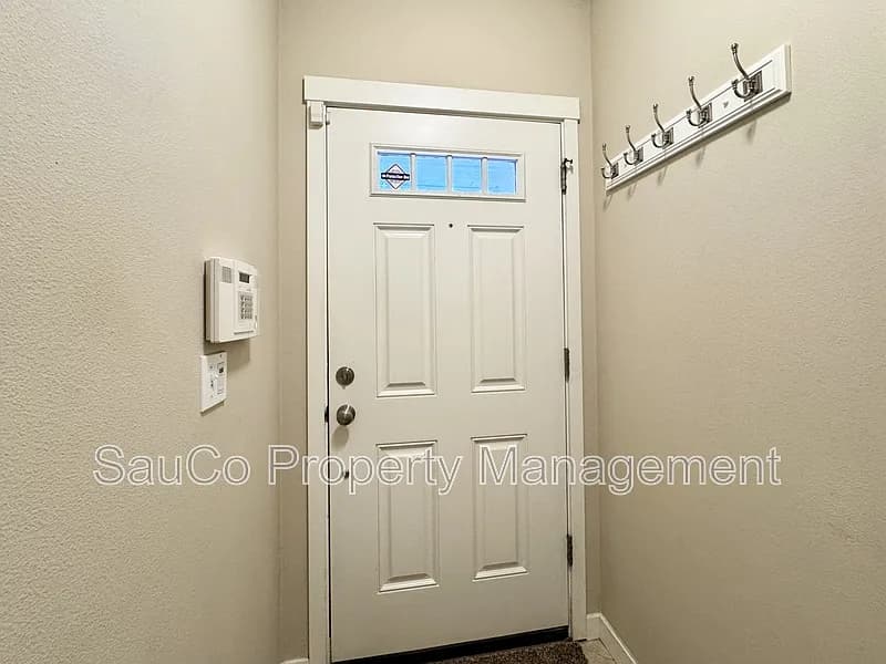 10438 SW Akilean Ter - Thumbnail 2