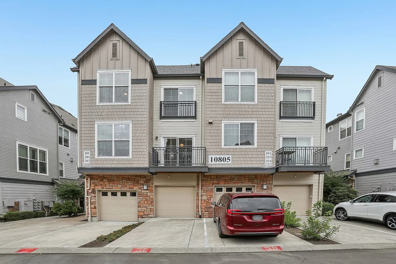 10805 NE Red Wing Way Unit 201