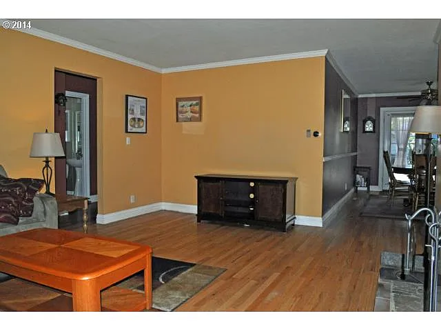 9657 SE 44th Ave - Thumbnail 3