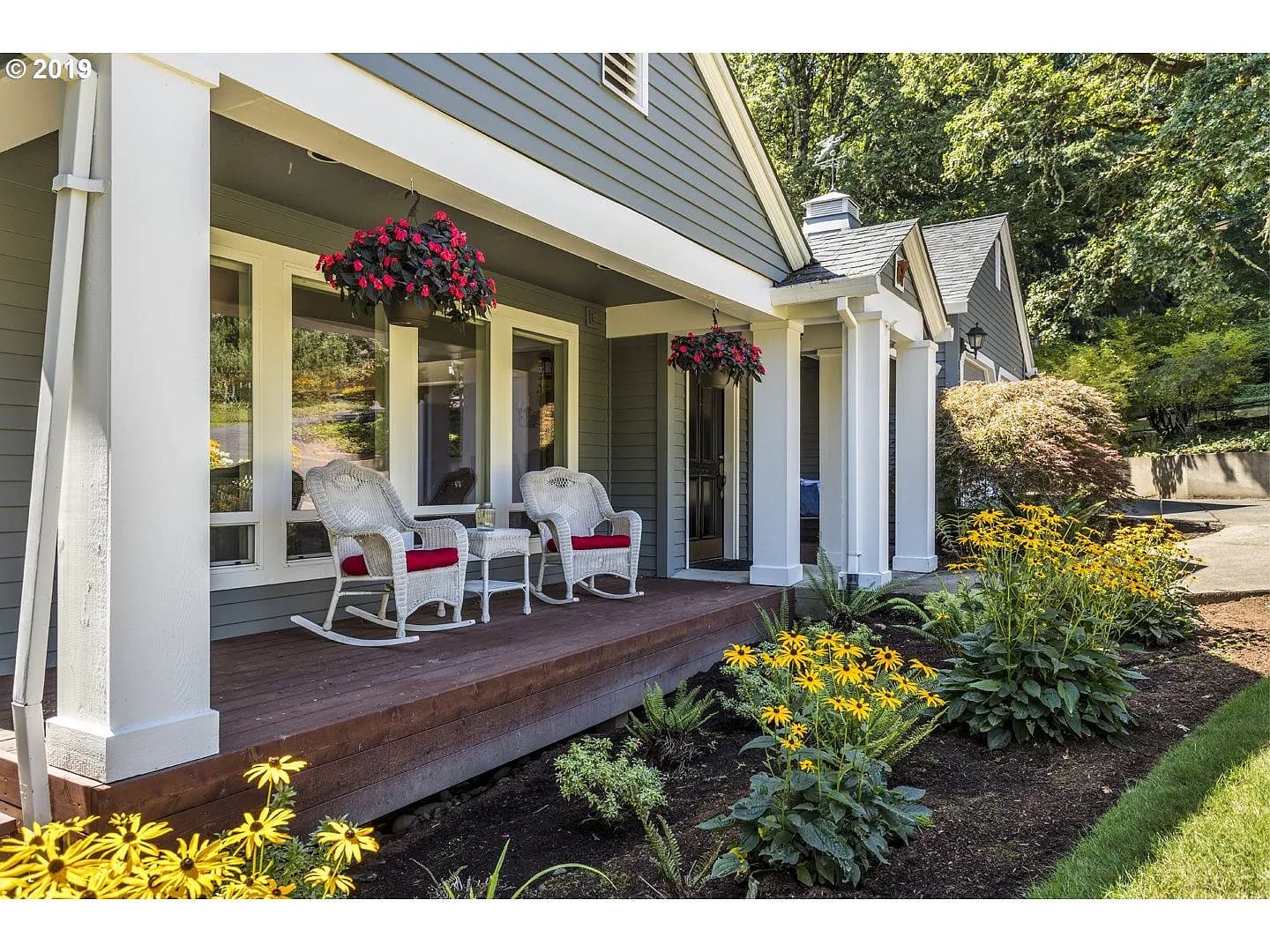 18026 Skyland Cir - Thumbnail 4