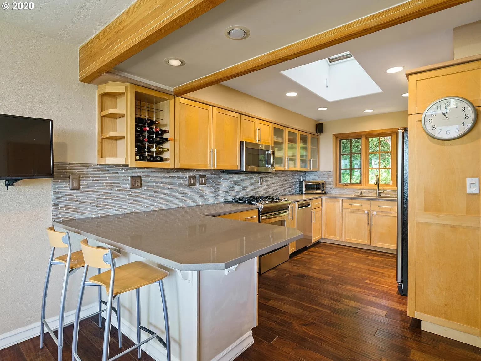 4242 SW Hewett Blvd - Thumbnail 5