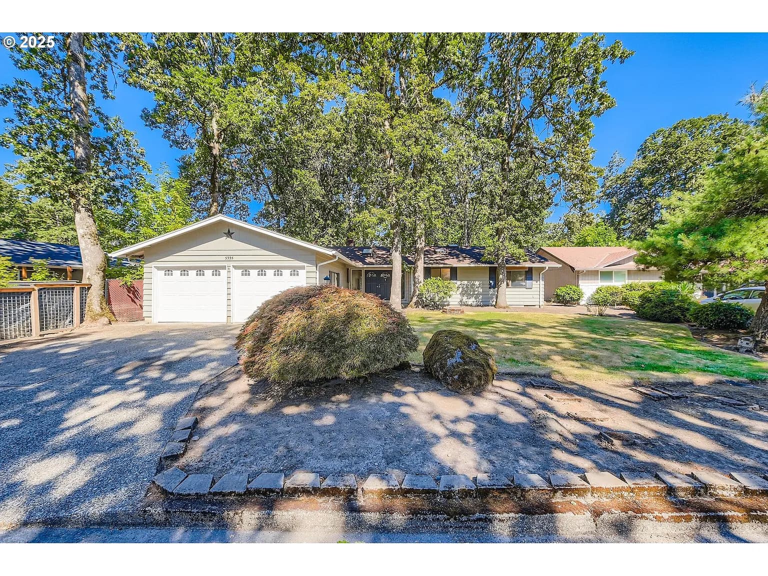 5335 SE Roethe Rd - Thumbnail 3