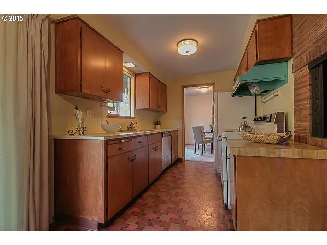 16217 SE Talwood Ln - Thumbnail 6