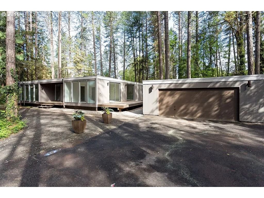 18135 SW Pheasant Ln