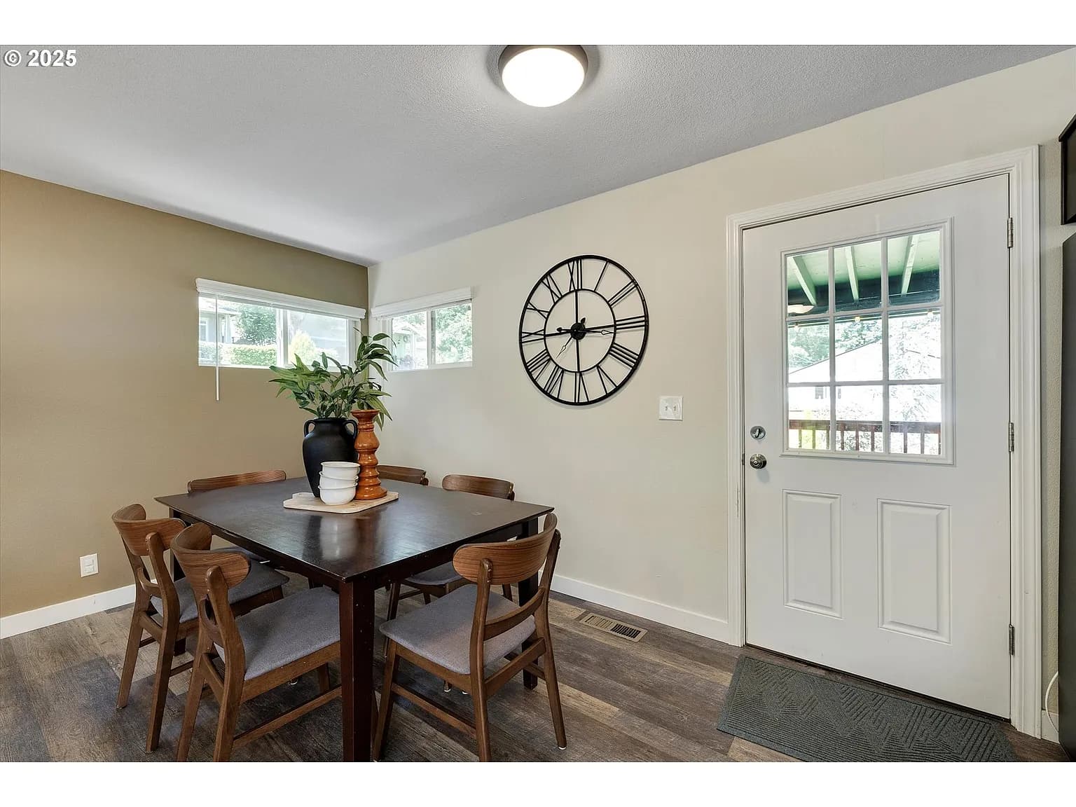 2729 Marylhurst Dr - Thumbnail 6