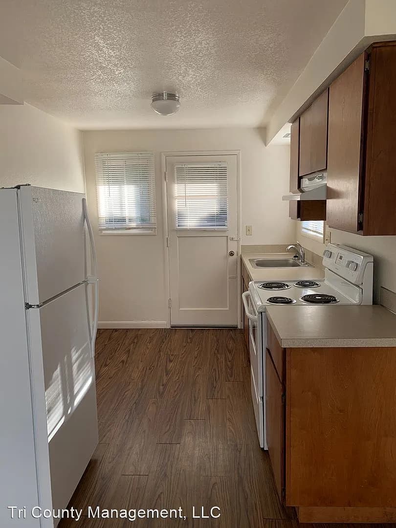 9742 SE 43rd Ave UNIT A - Thumbnail 4