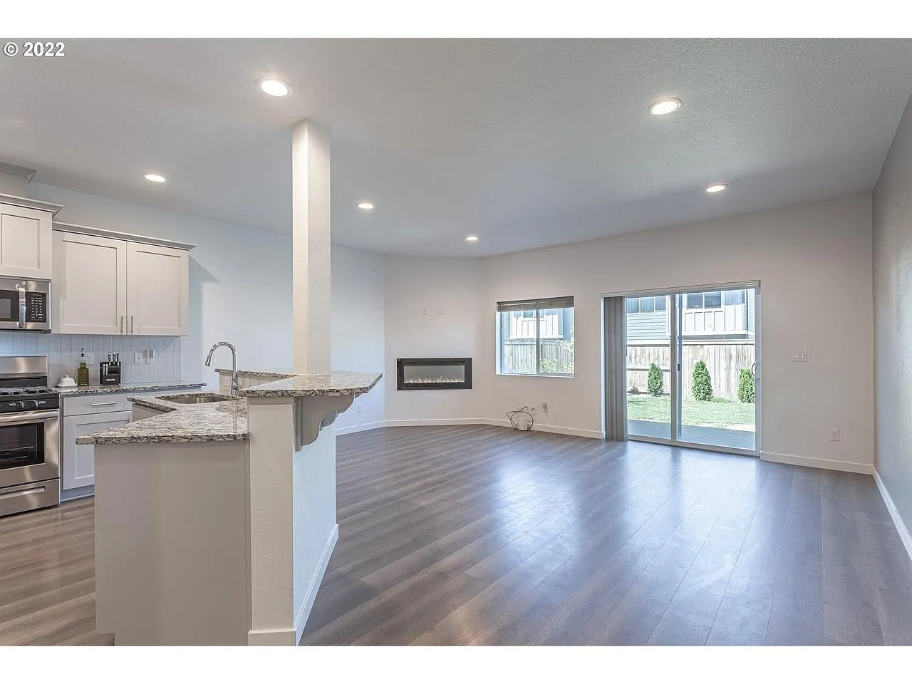 811 S 24th Ave - Thumbnail 4