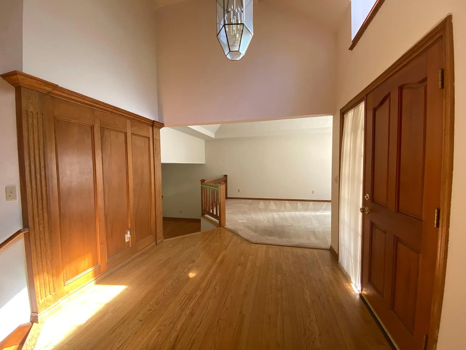 1347 Troon Dr - Thumbnail 2