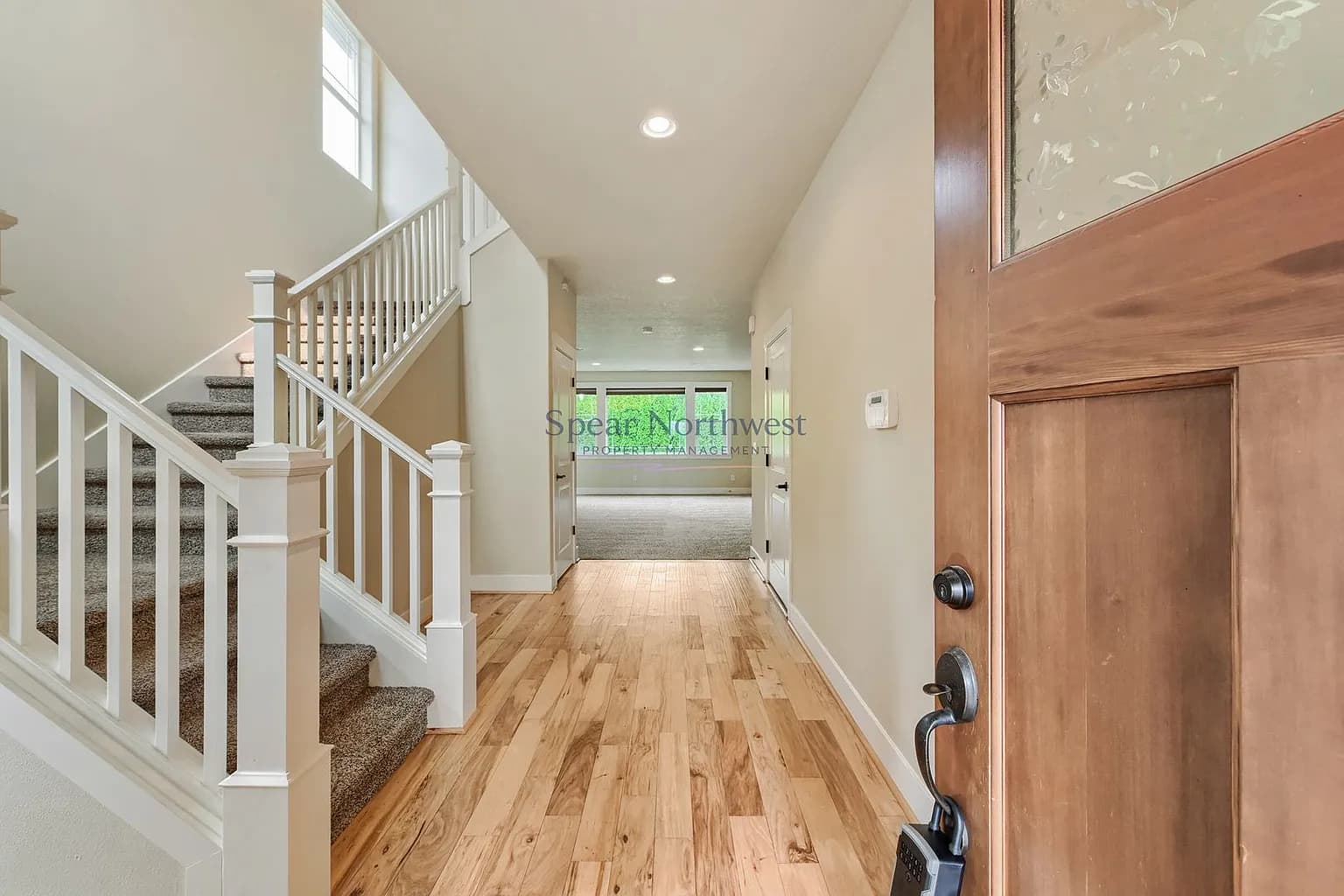552 NE 77th Ave - Thumbnail 4