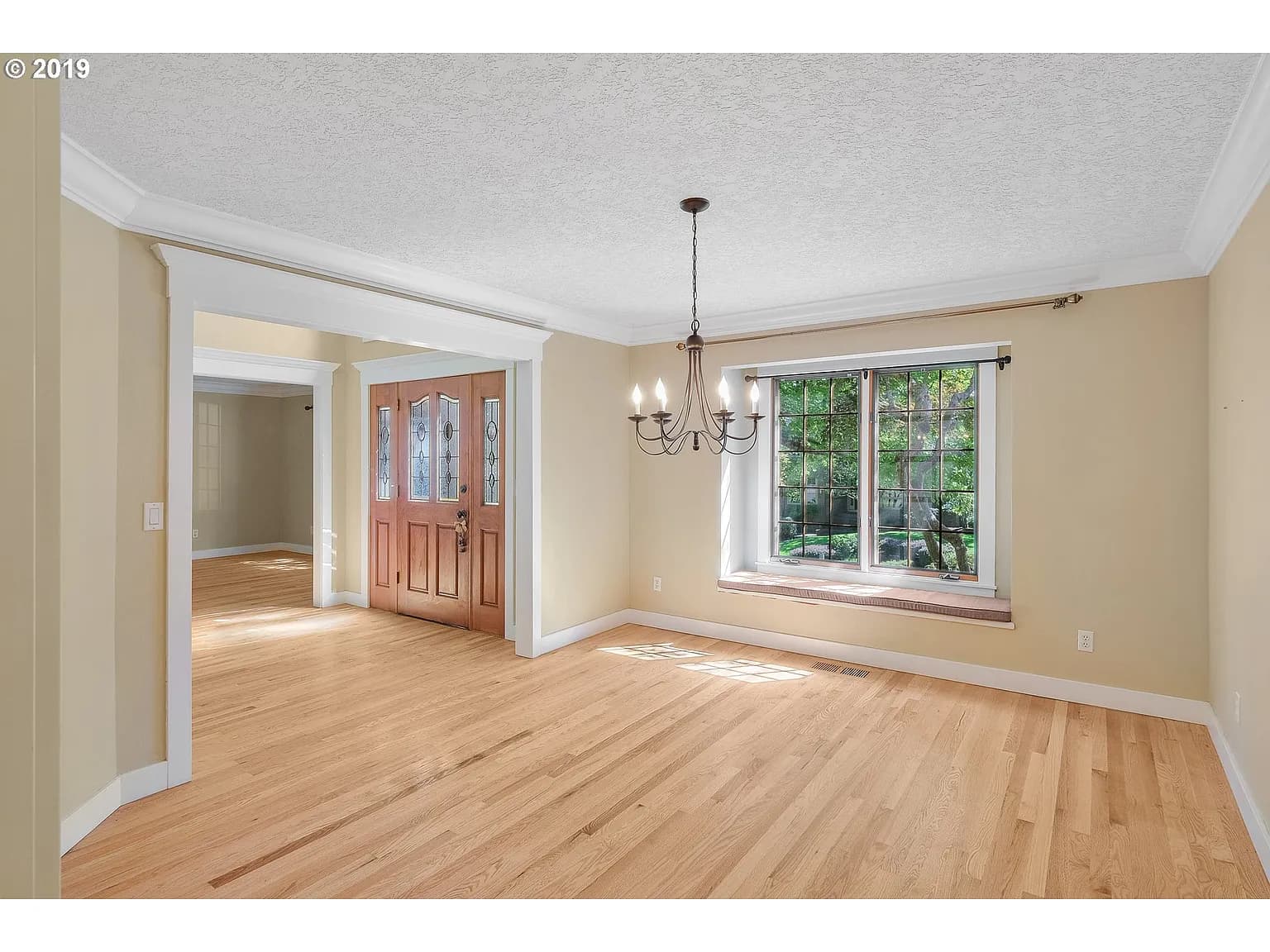 1337 Stonehaven Dr - Thumbnail 4