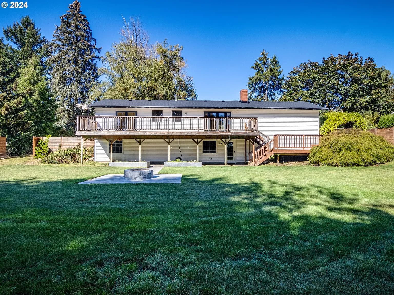 12220 SW Summer St - Thumbnail 3