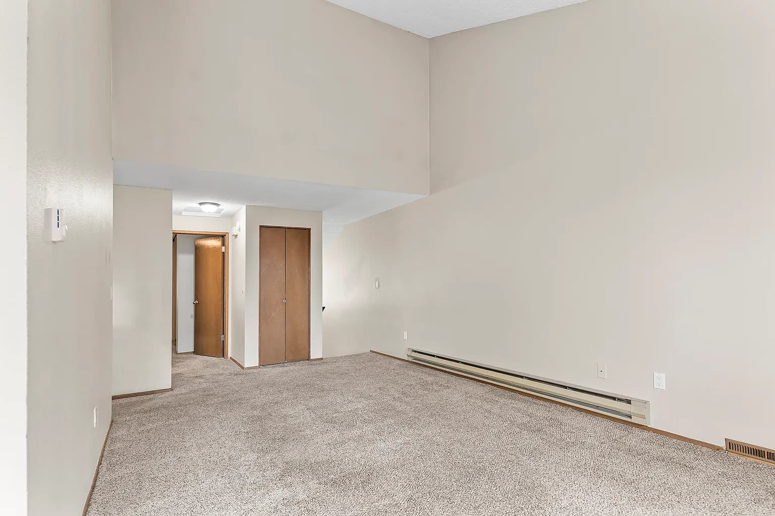 250 Cervantes - Thumbnail 3