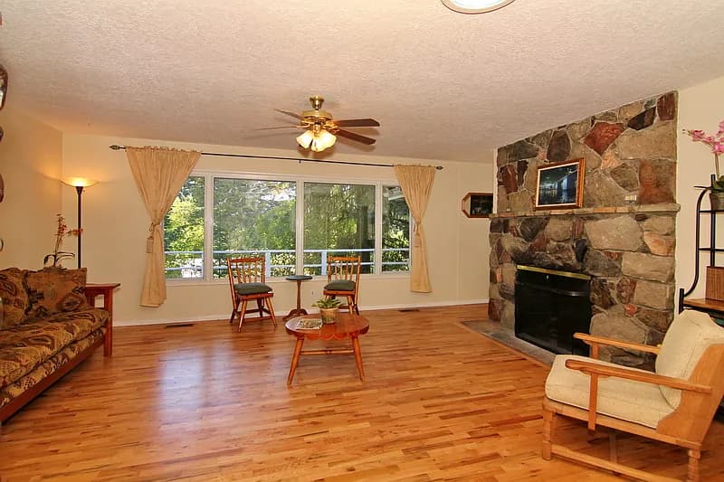 1849 Marylhurst Dr - Thumbnail 2