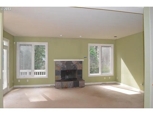 2142 Marylwood Ct - Thumbnail 6