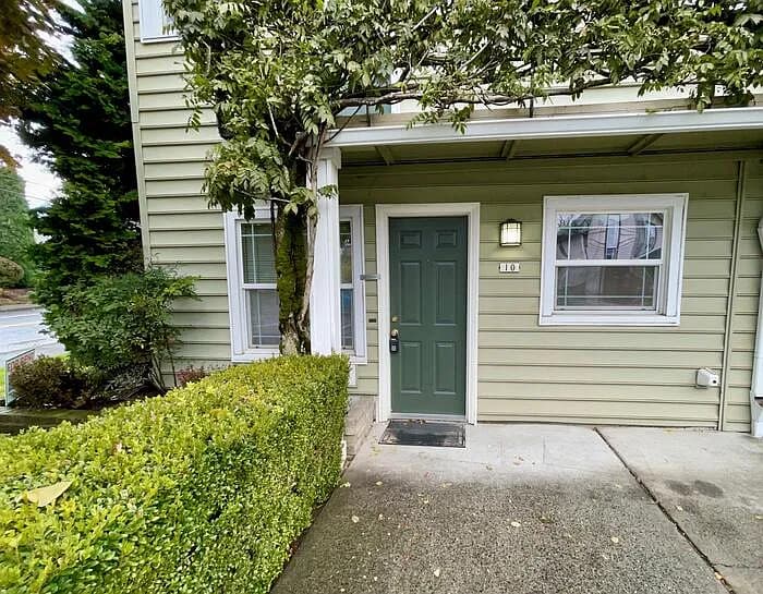 1510 NE 45th Ave APT 10