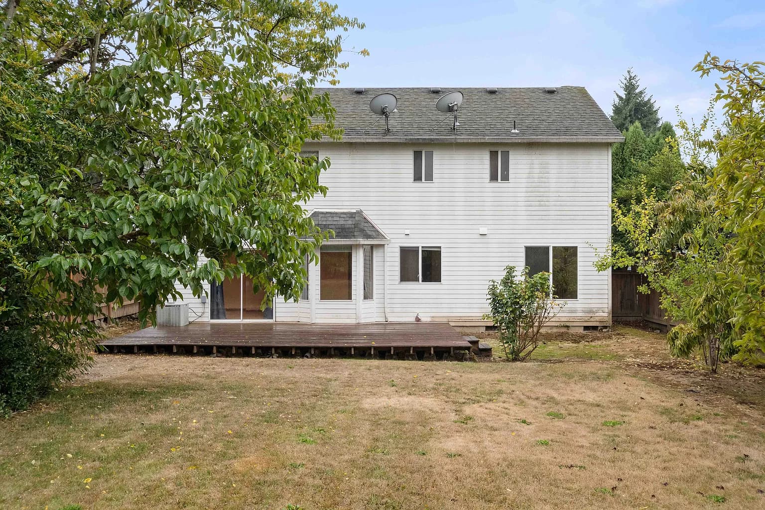 12323 SW Millview Ct - Thumbnail 3