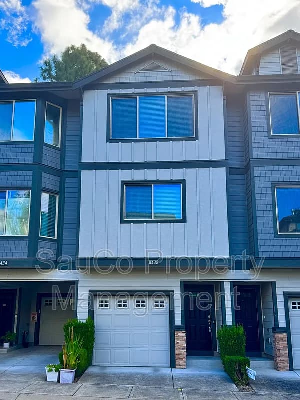 10438 SW Akilean Ter