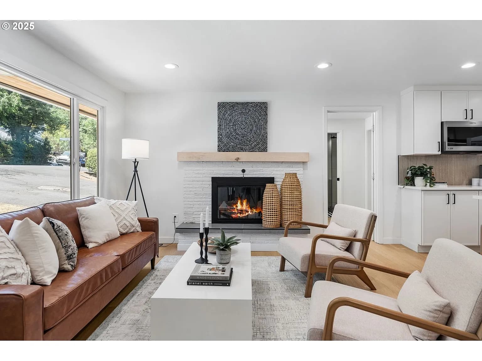 18560 Lower Midhill Dr - Thumbnail 4