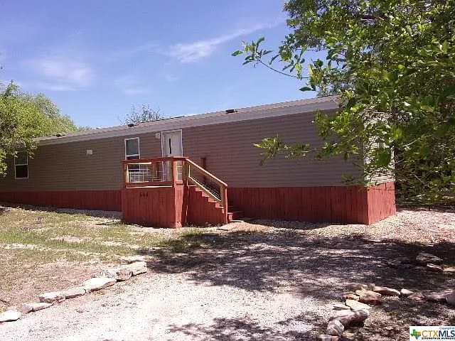 506 Henderson Dr - Thumbnail 4